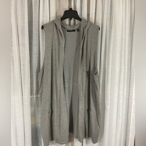 Cyrus Woman knit hooded sweater vest